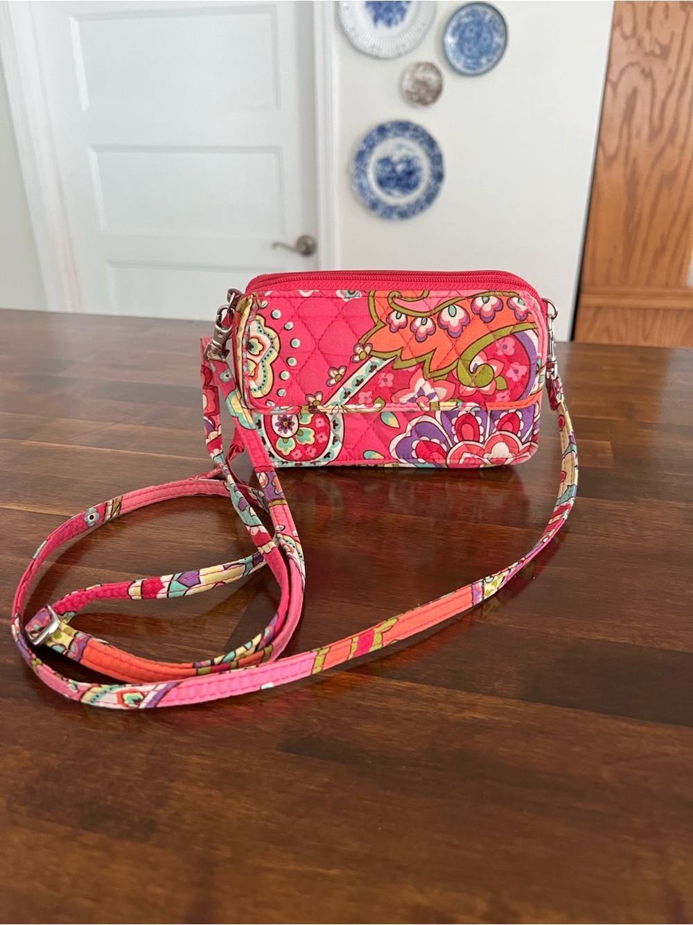 Vera Bradley All in One Crossbody Pink Swirls Wristlet ID Holder (retired)